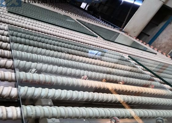 12mmの低い鉄非反射フレームのガラス特定のサイズにカットされた傷の証拠