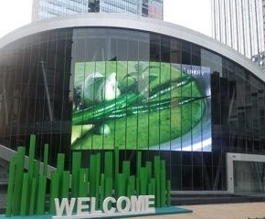 造る正面のためのHDの極度の適用範囲が広い自己接着色透明なLEDのフィルム